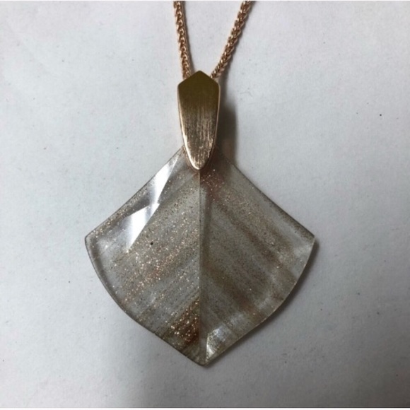 Authentic Kendra Scott Rose Gold Necklace - Picture 4 of 4